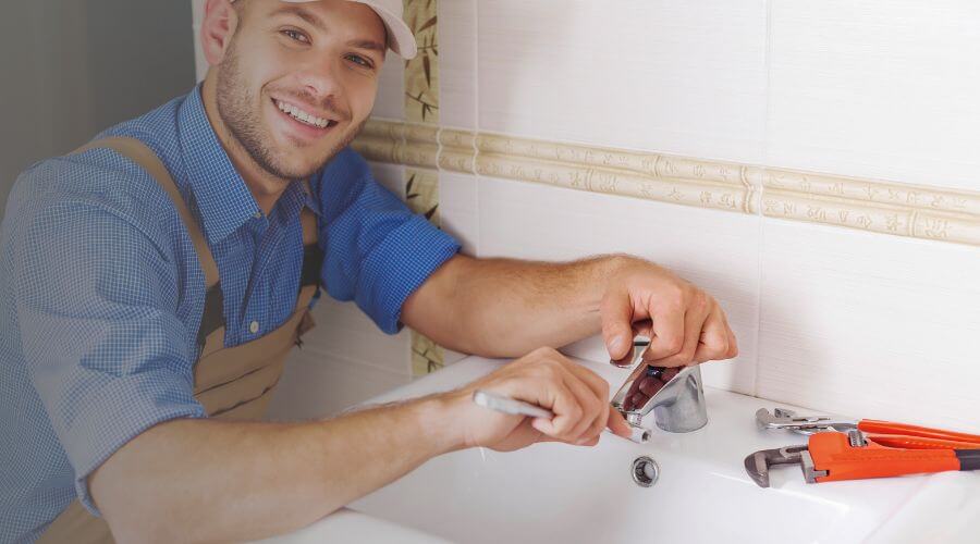 Handle or spout repair in Woodrow, CO
